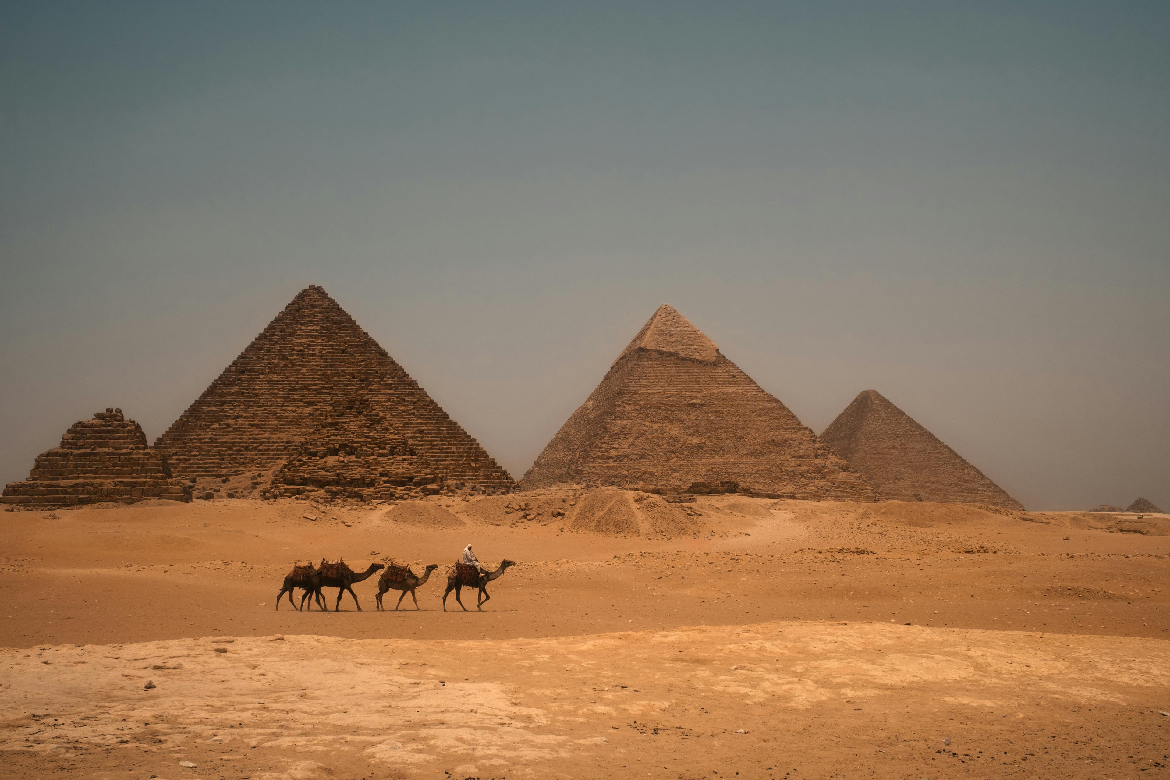 pyramds image