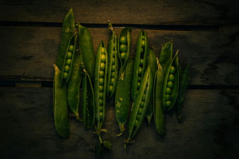 Mange Tout Peas image